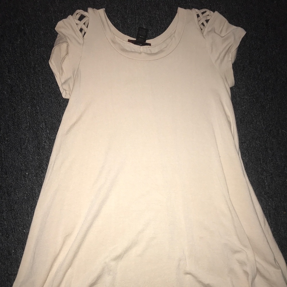 Cream BKE Red T-shirt dress